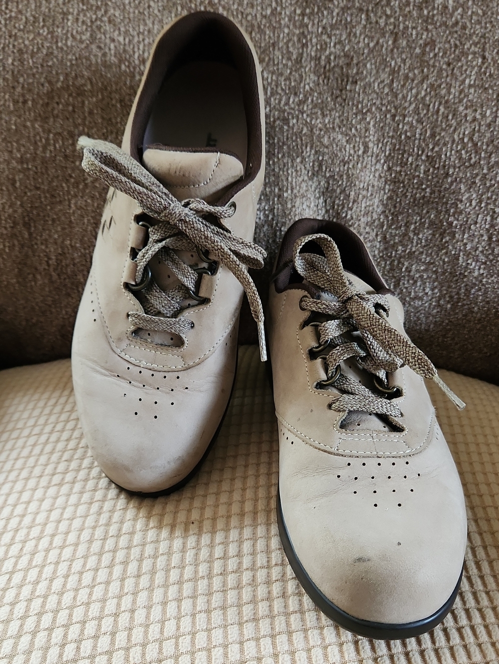 Women’s Neutral Beige SAS Shoes Size 6.5